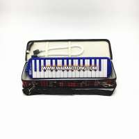 32 keys professional melodica